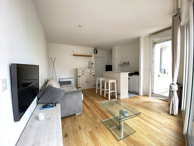 Appartement - ISSY LES MOULINEAUX