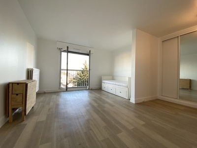Appartement - BOURG LA REINE